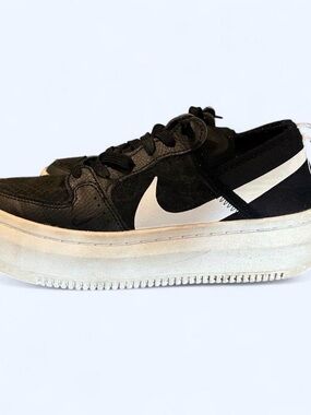 Nike Women's Black and White Platform Court Sneaker
